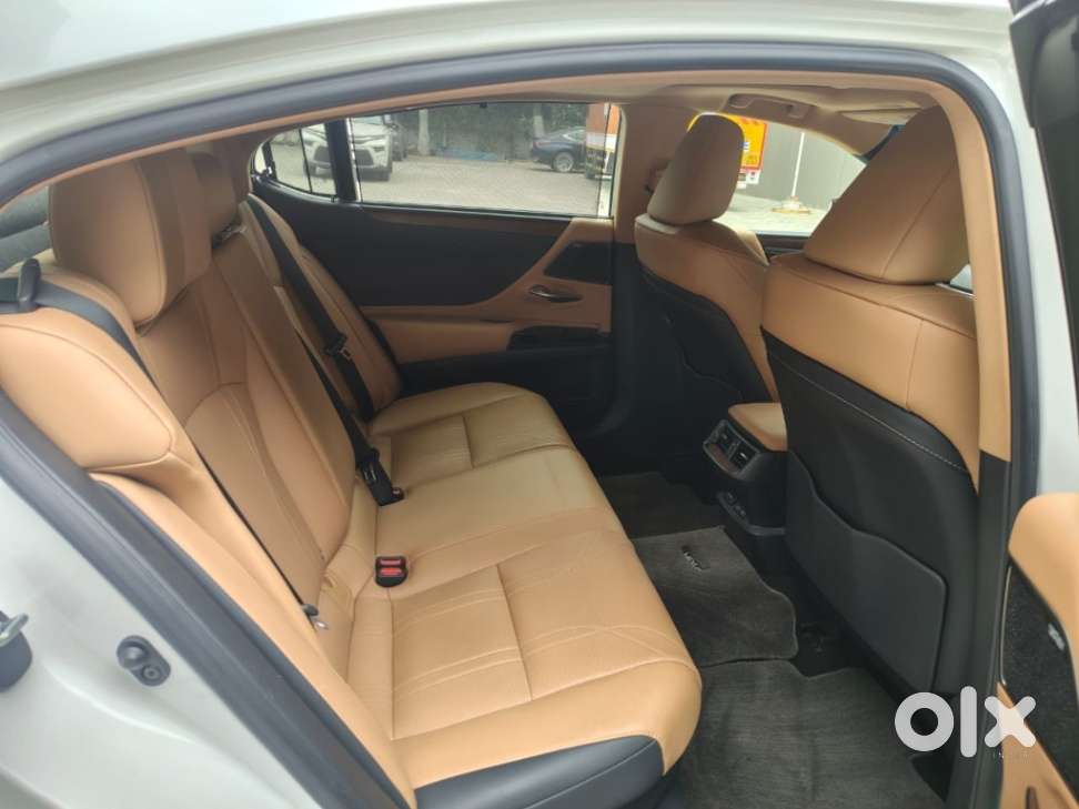 Lexus Es 300h, 2023, Petrol