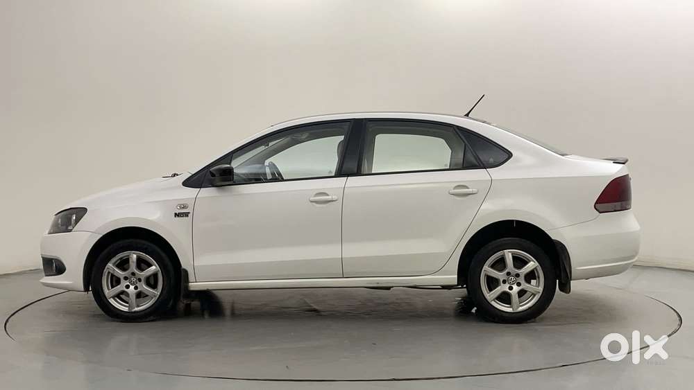 Volkswagen Vento 2010-2013 Petrol Highline, 2013, Petrol