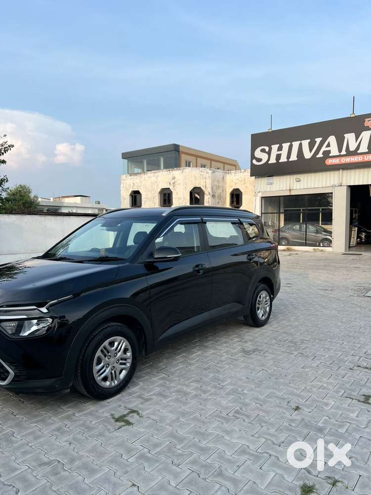 Kia Carens G 1.5 6mt Premium (o) 7-seater, 2024, Petrol