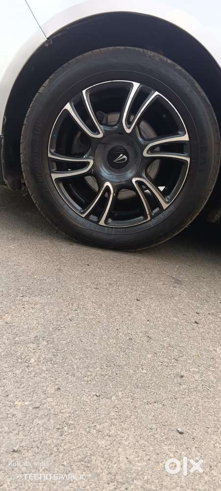Mahindra Marazzo M6, 2020, Diesel