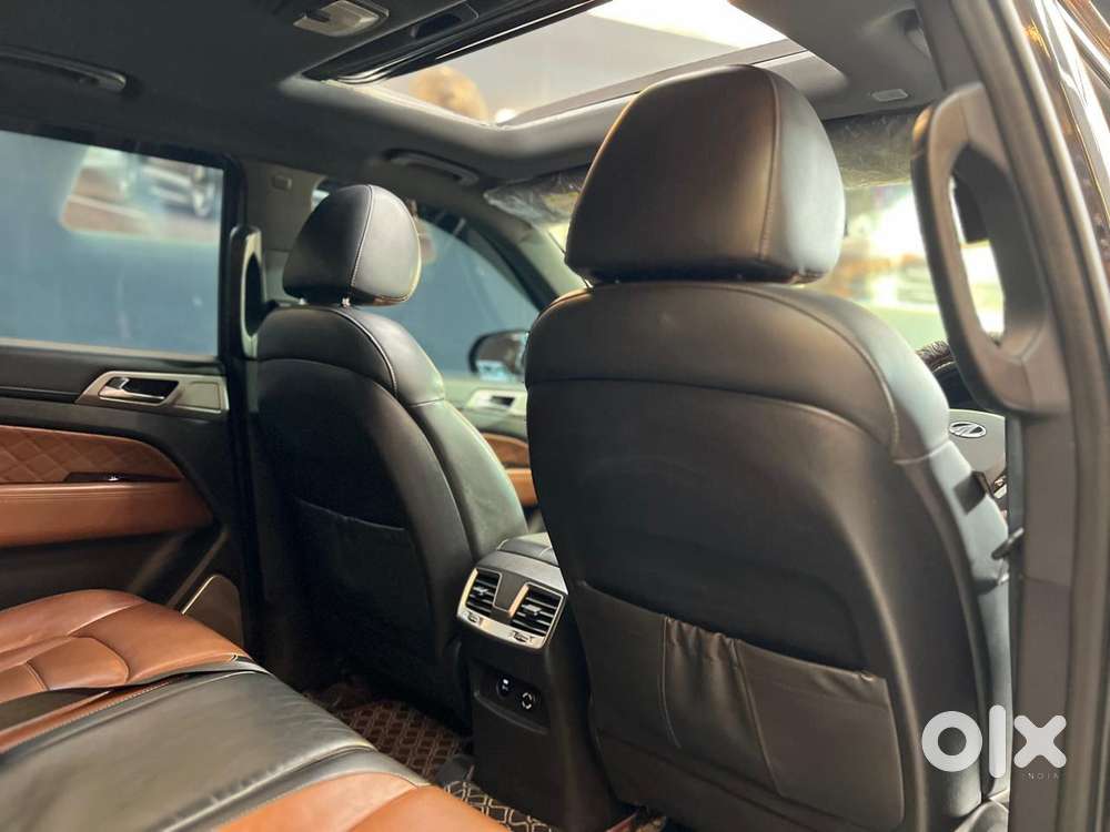 Mahindra Alturas G4, 2019