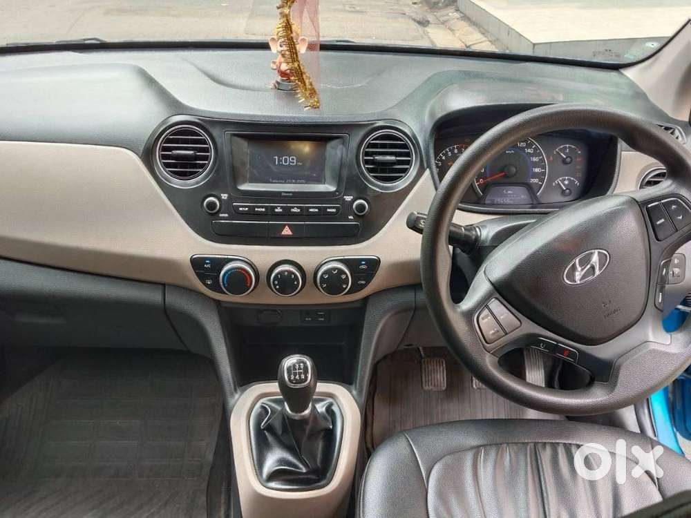 Hyundai Grand I10 Sportz, 2017, Petrol