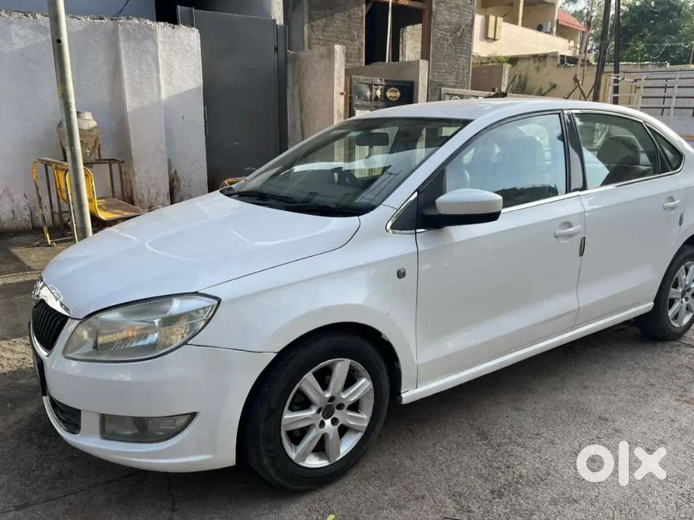 Skoda Rapid Ambition 2014