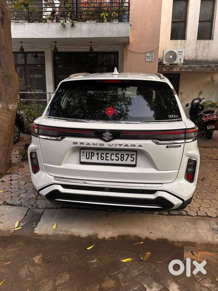 2024 Grand Vitara Petrol  Upgraded Premium Interior  Like Brand New