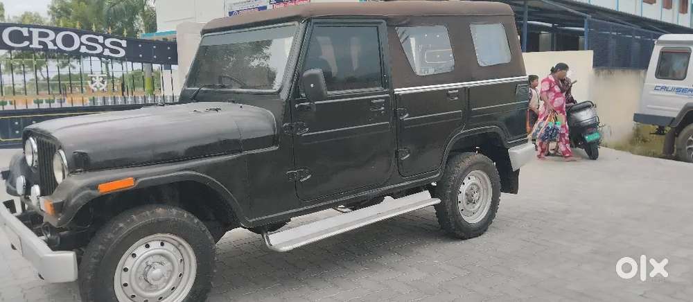Mahindra Jeep Commander 2000