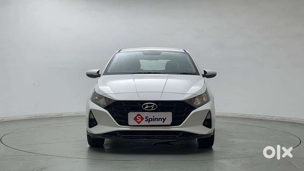 Hyundai I20 Sportz 1.2 Ivt, 2023, Petrol