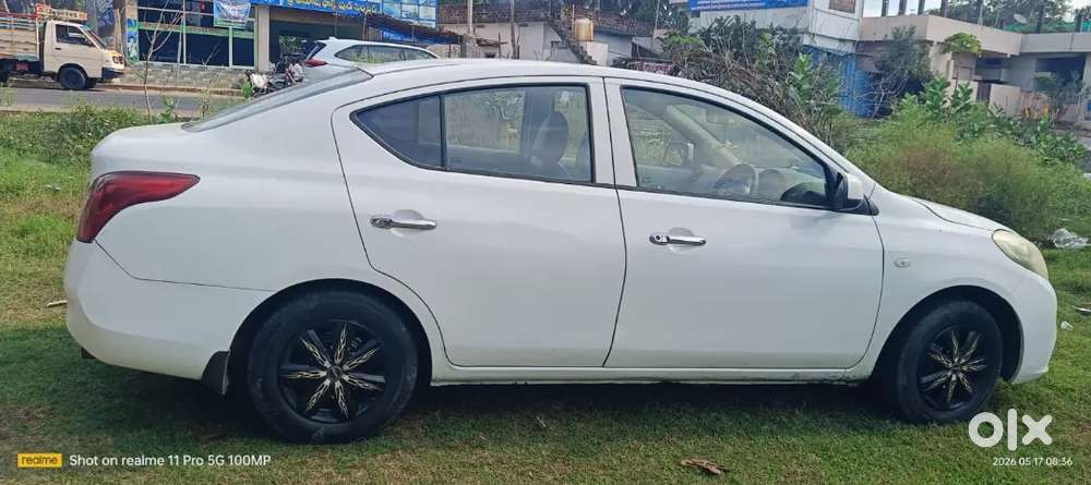Nissan Sunny 2012 Diesel 220000 Km Driven