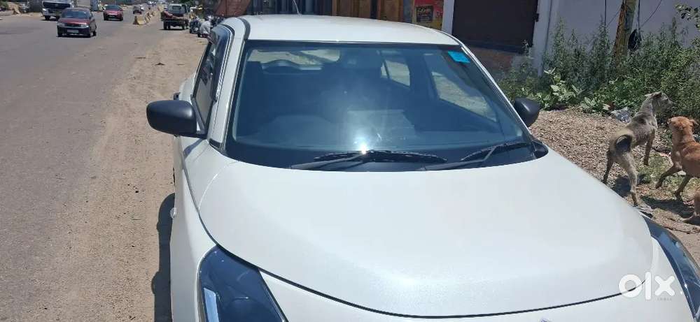 Maruti Suzuki Swift 2025 Petrol 10000 Km Driven