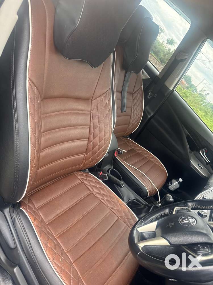 Toyota Innova Crysta 2021 Variant