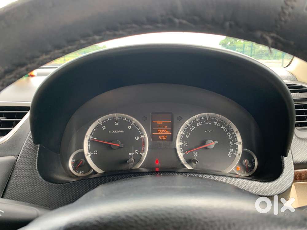 Maruti Suzuki Swift Dzire Vdi, 2013, Diesel