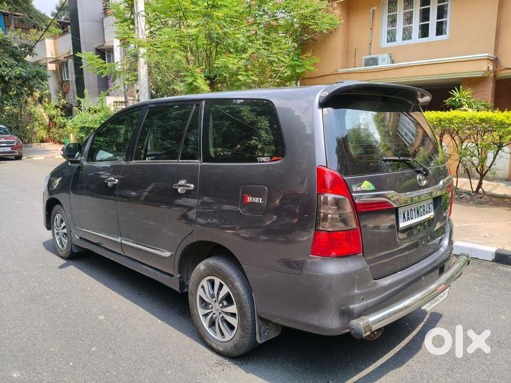 Toyota Innova 2.5 Vx 7 Seater Bs Iv, 2015, Diesel