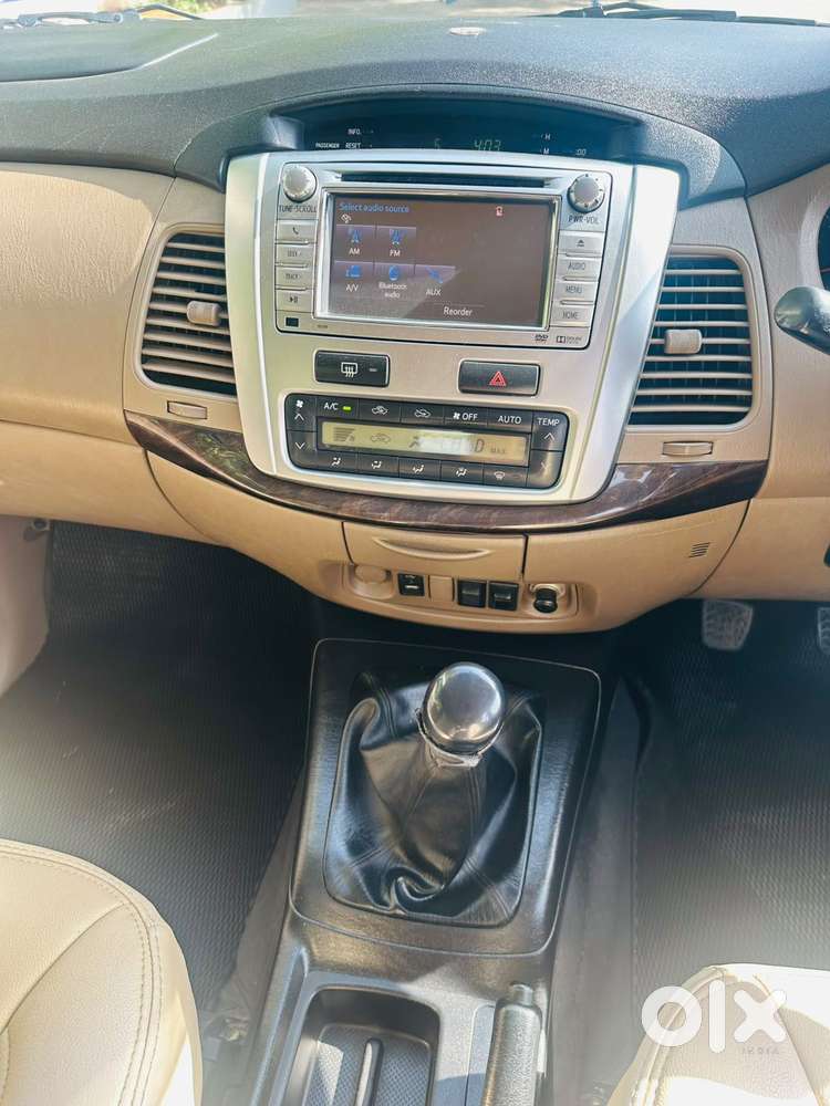 Toyota Innova 2.5 Vx 7 Str, 2015, Diesel