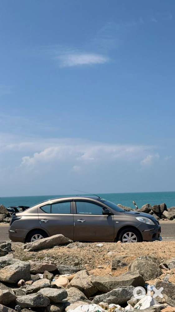 Nissan Diesel Car 2012