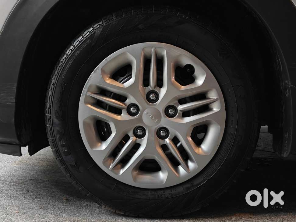 Kia Carens 1.5 Prestige 7 Str, 2024, Petrol