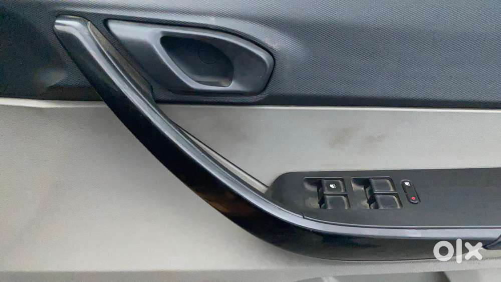 Tata Tiago 1.05 Revotorq Xt, 2018, Petrol