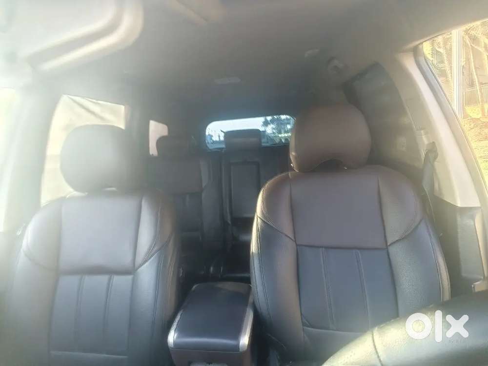 Mahindra Xuv500 2015