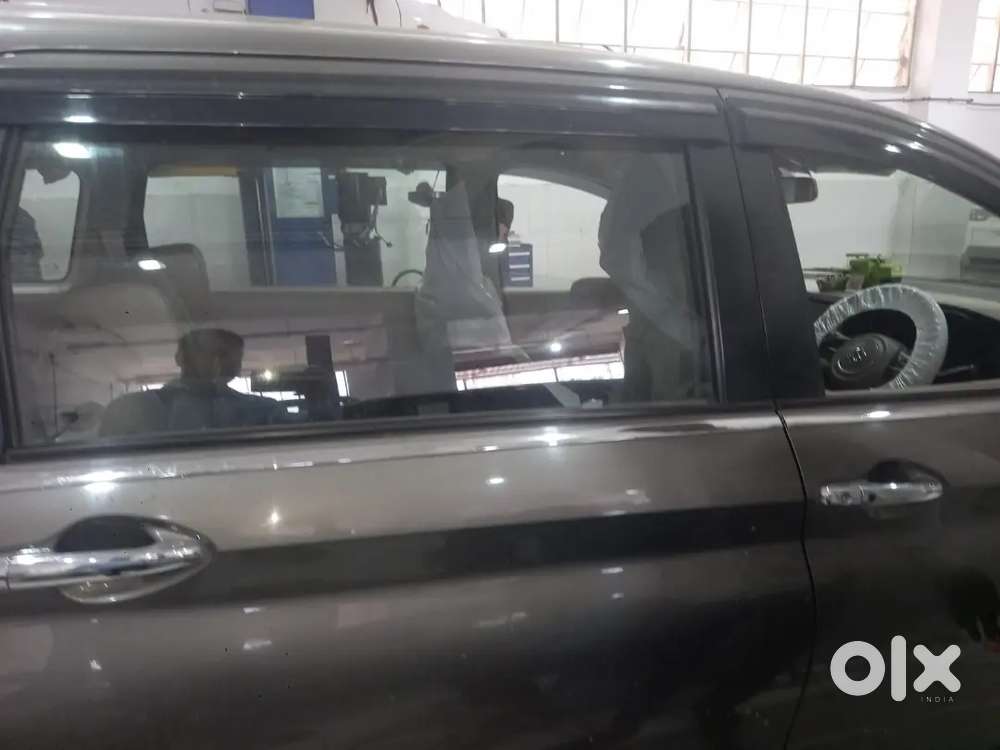 Maruti Suzuki Ertiga 1.5 Zxi Plus 2024
