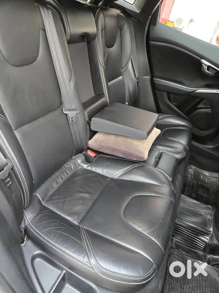 Volvo V40 Diesel Automatic 2018 Car
