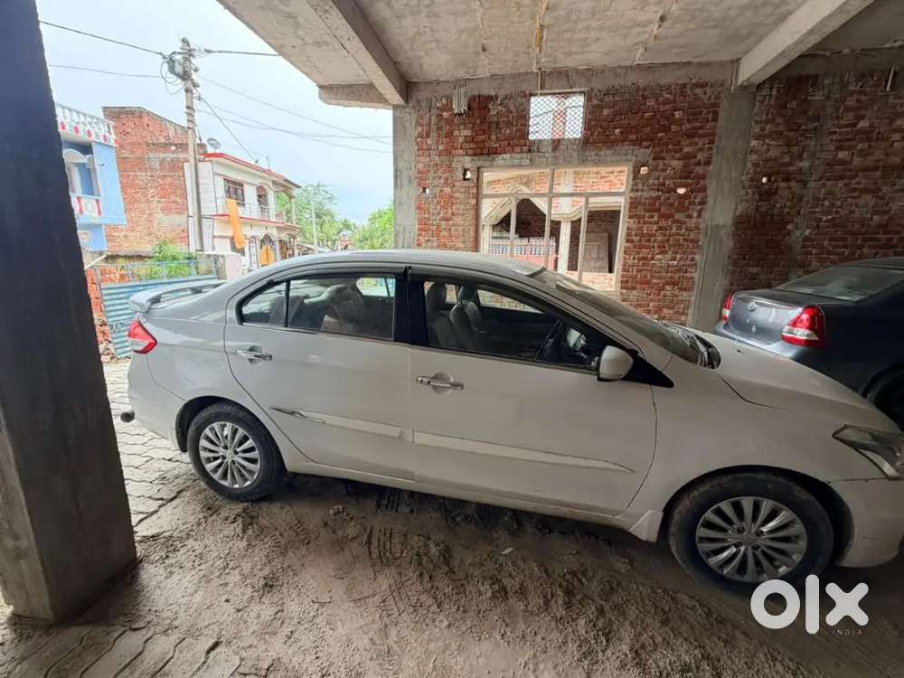 Maruti Suzuki Ciaz 2018. Snow White Colour