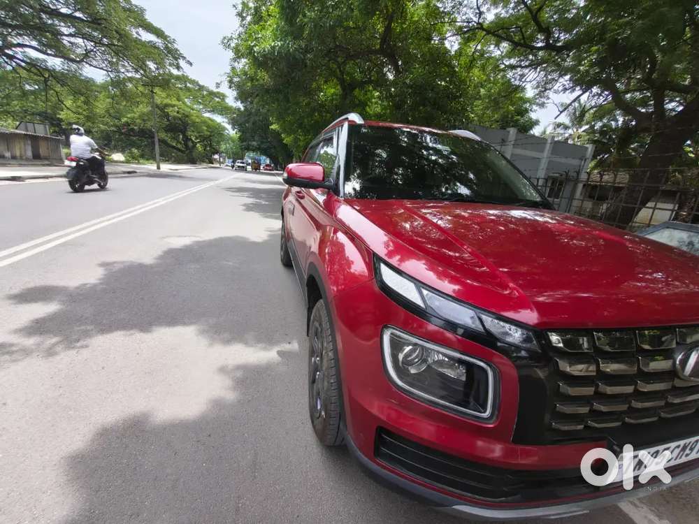 Hyundai Venue 1.2 S 2023 Petrol Manual