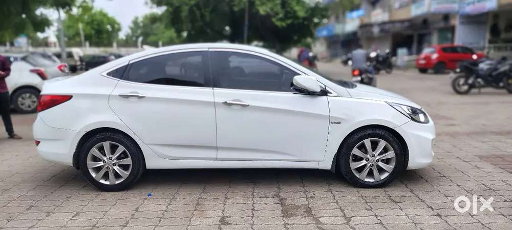 Hyundai Verna 1.6 Crdi 2012