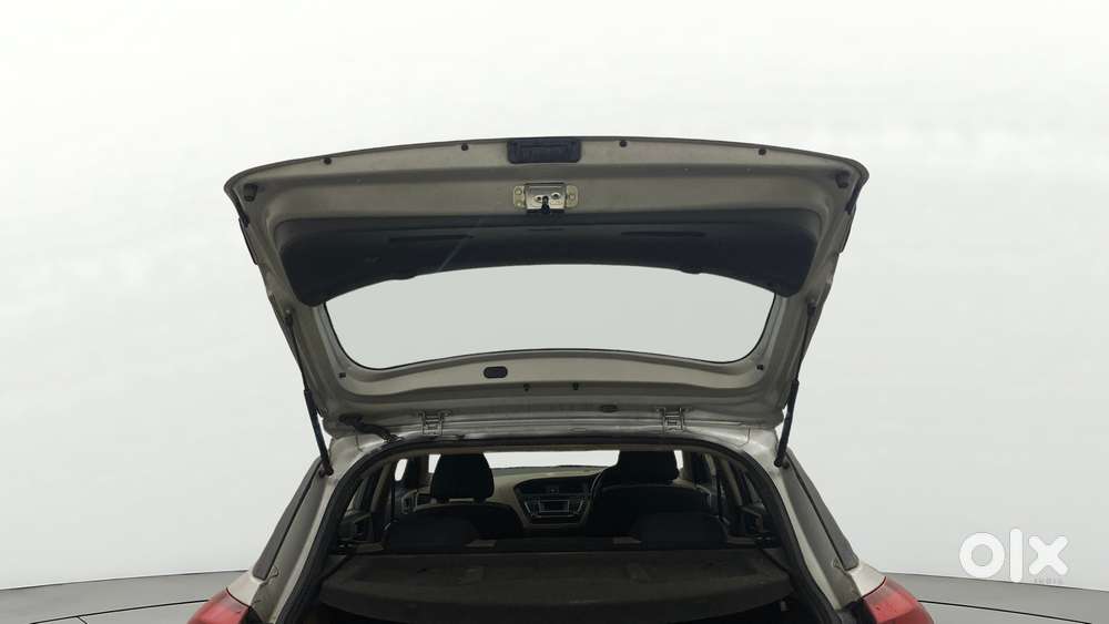 Hyundai Elite I20 Sportz (o) 1.2, 2015, Petrol