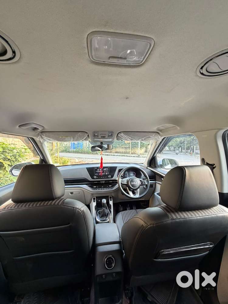 Kia Carens 1.4 Prestige 7 Str, 2024, Petrol