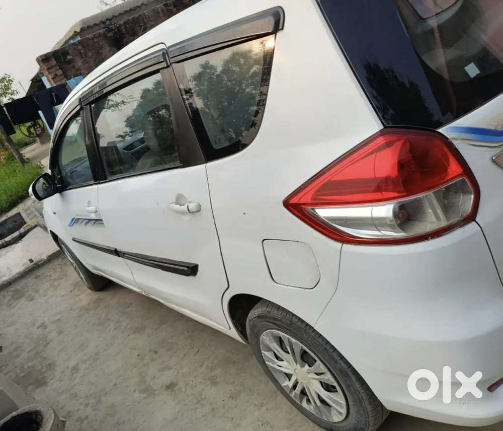 Maruti Suzuki Ertiga 2017 Cng & Hybrids 100000 Km Driven