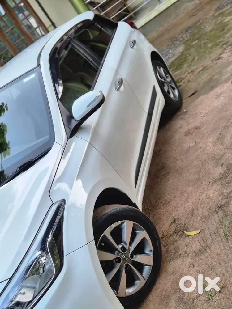 Hyundai I20 Asta Full Option 2016