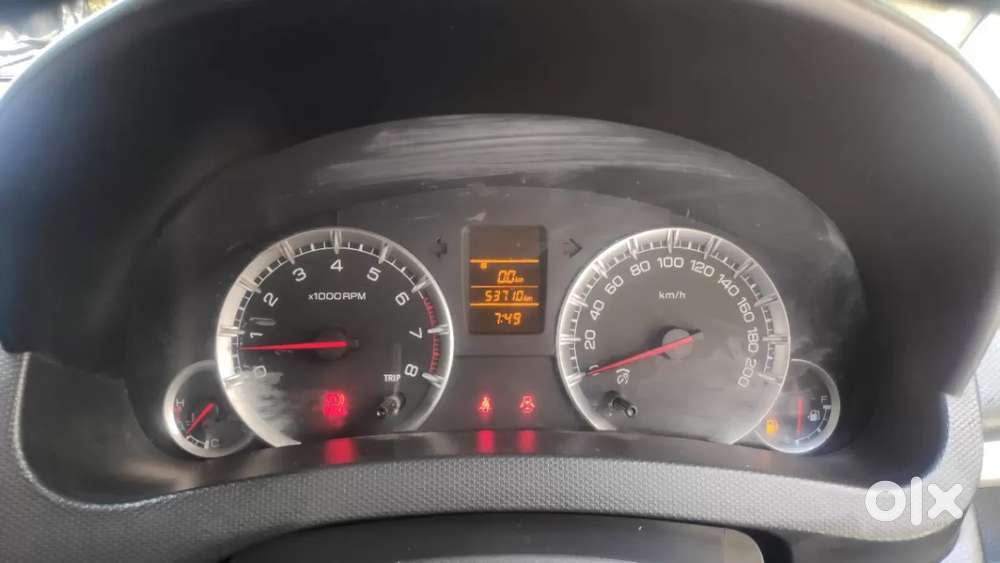 Maruti Suzuki Swift Vxi, 2015, Petrol