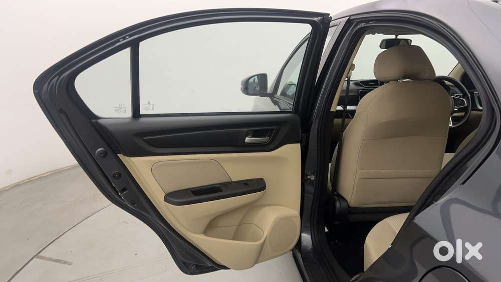 Honda Amaze Vx 1.2 Petrol Mt, 2023, Petrol