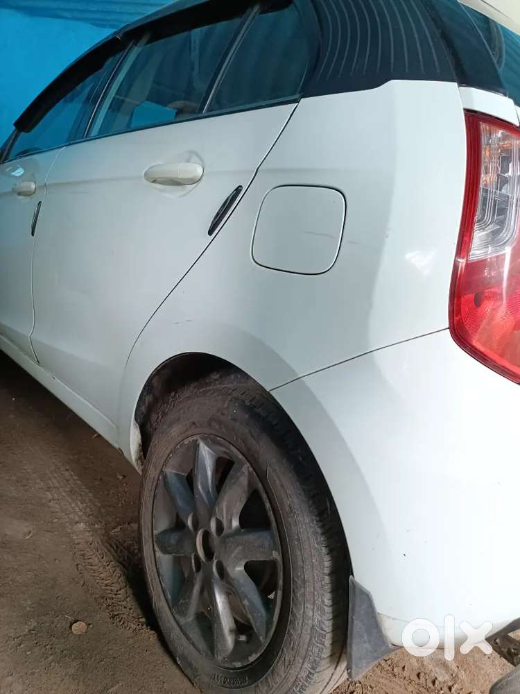 Tata Bolt 1.2 Xt Revotron 2017 Top Model