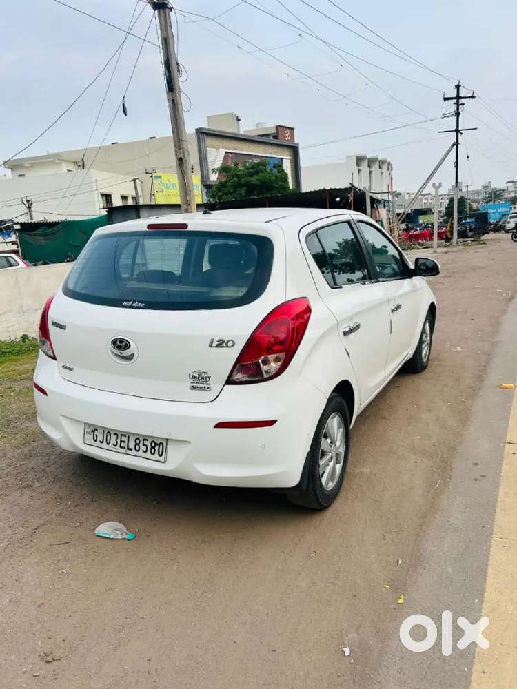 Hyundai I20 Sportz 2012 Model