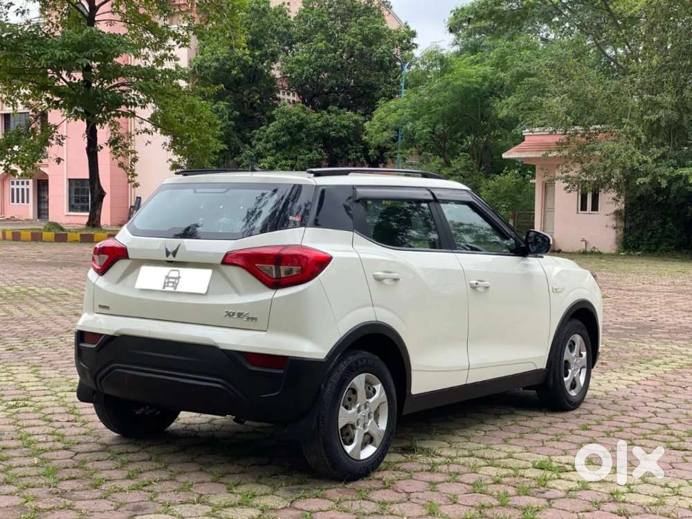 Mahindra Xuv300 W6 Amt Diesel, 2023, Diesel