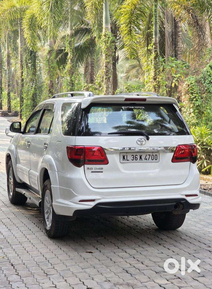 Toyota Fortuner 3.0 4x2 Automatic, 2013, Diesel