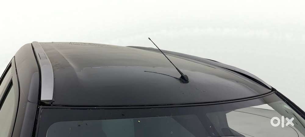 Maruti Suzuki Vitara Brezza Zdi Plus Dual Tone, 2017, Diesel