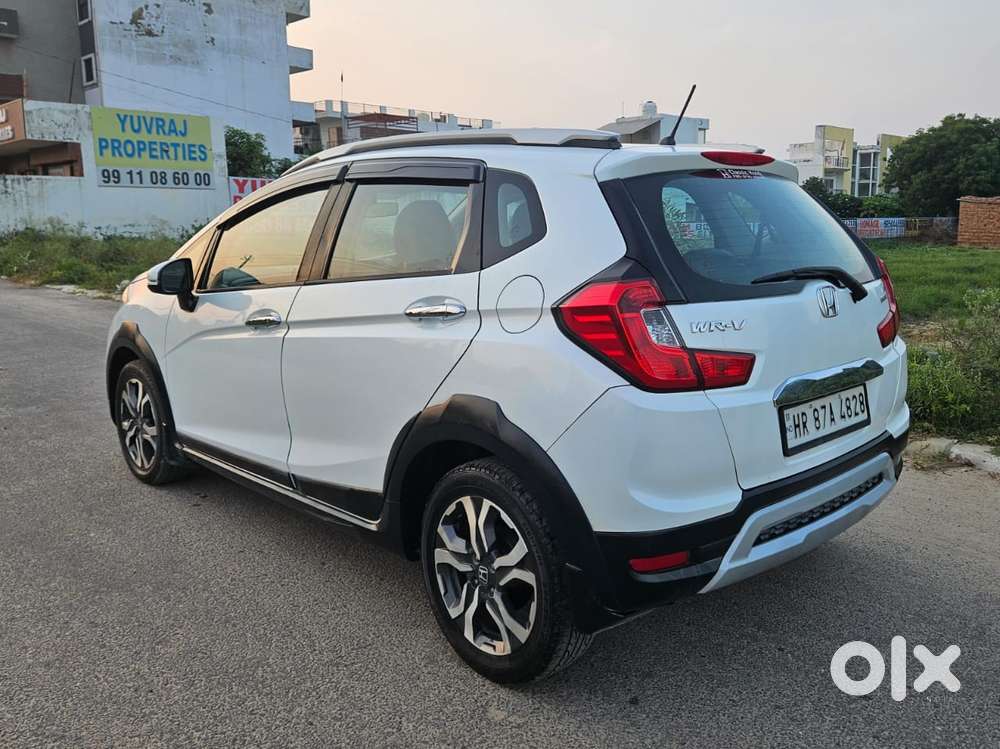 Honda Br-v I-vtec V Mt, 2018, Petrol
