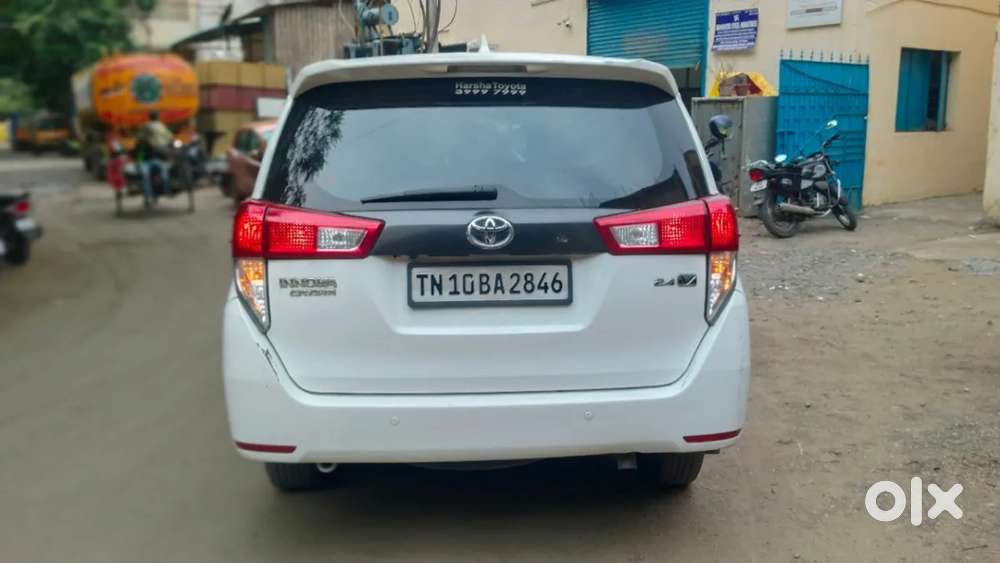 Toyota Innova Crysta 2.4 V 7 Str, 2017, Diesel