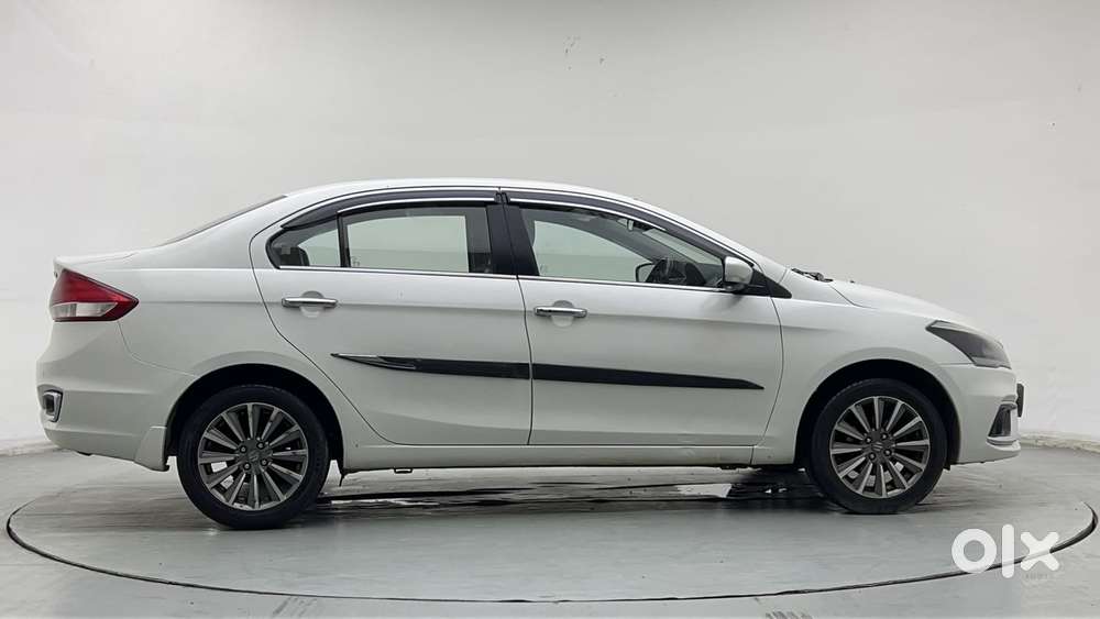 Maruti Suzuki Ciaz Alpha 1.5 At, 2022, Petrol