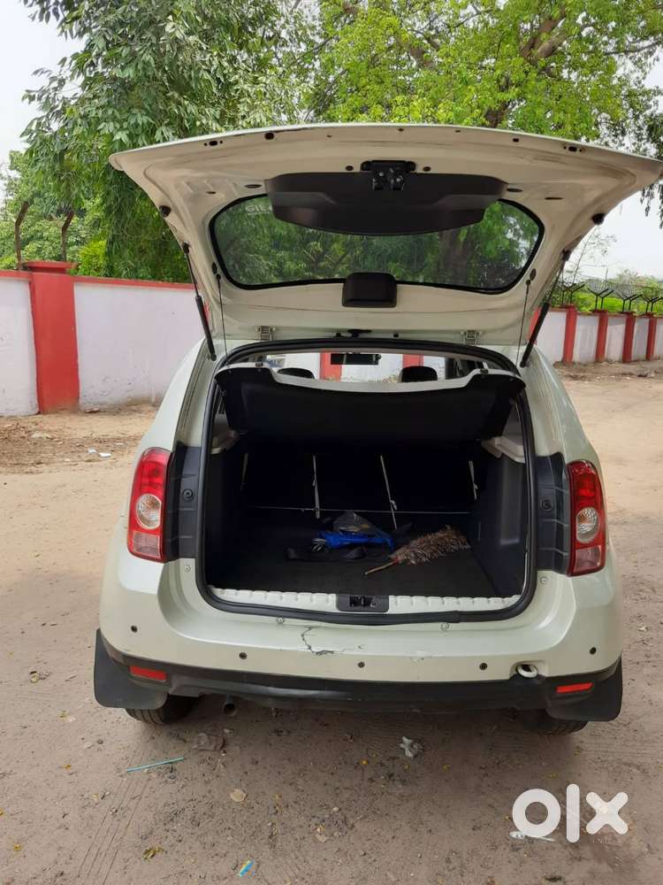 Personal Owner Driven 2013 Petrol Duster Tax Paid Till 2028 For Sell