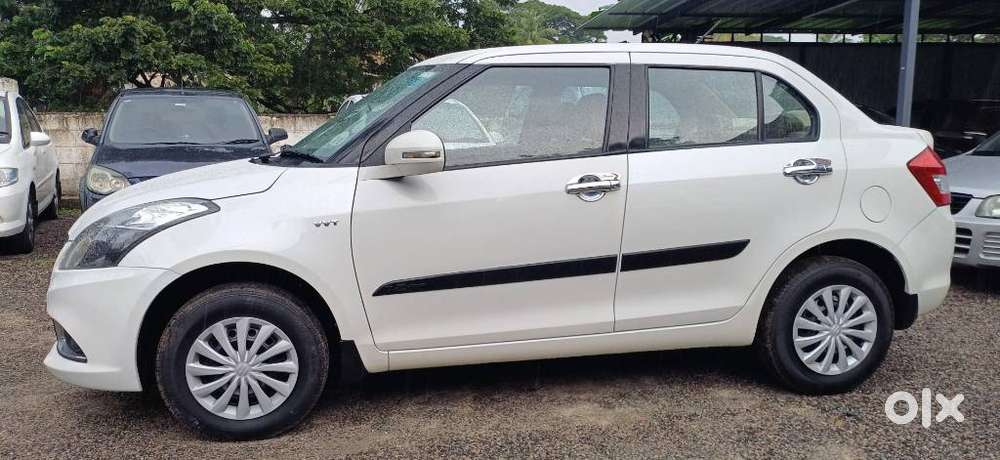 Maruti Suzuki Swift Dzire 1.2 Vxi Bsiv, 2016, Petrol