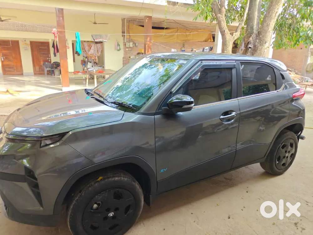Tata Punch Ev 2025 Adventure