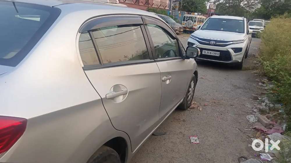 Honda Amaze 2013 Petrol 77000 Km Driven