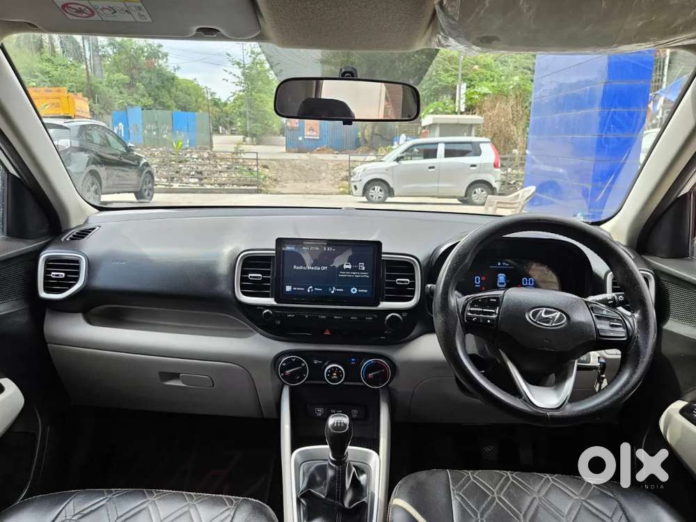 Hyundai Venue 1.2 S (o), 2023, Petrol