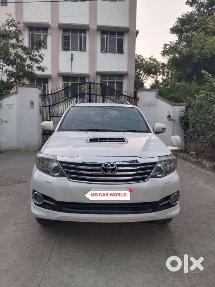 Toyota Fortuner 3.0 4x4 Manual, 2014, Diesel