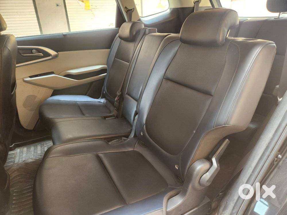 Kia Carens G 1.5 6mt Premium (o) 7-seater, 2024, Diesel