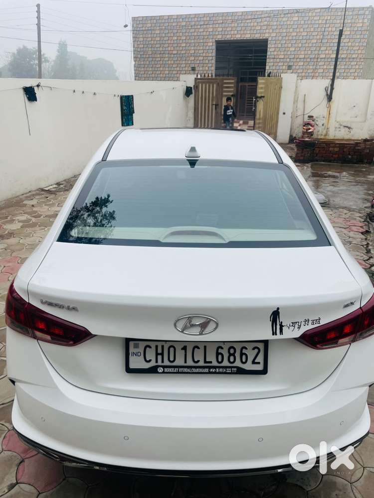 Hyundai Verna Petrol 2022