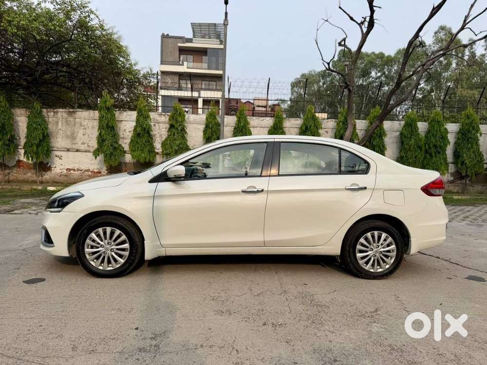 Maruti Suzuki Ciaz 1.5 Zeta Shvs Mt, 2022, Petrol