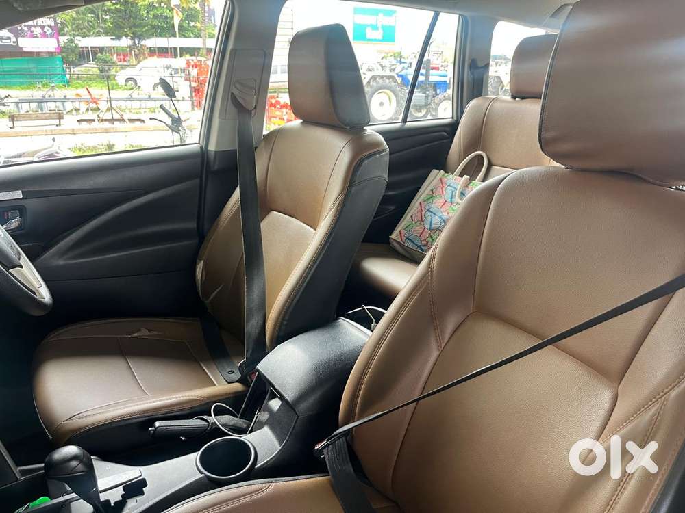 Toyota Innova Crysta 2.4 Gx Limited Edition At 7 Str, 2021, Diesel