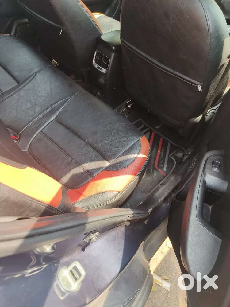 Hyundai Venue 2021 Petrol 108000 Km Driven